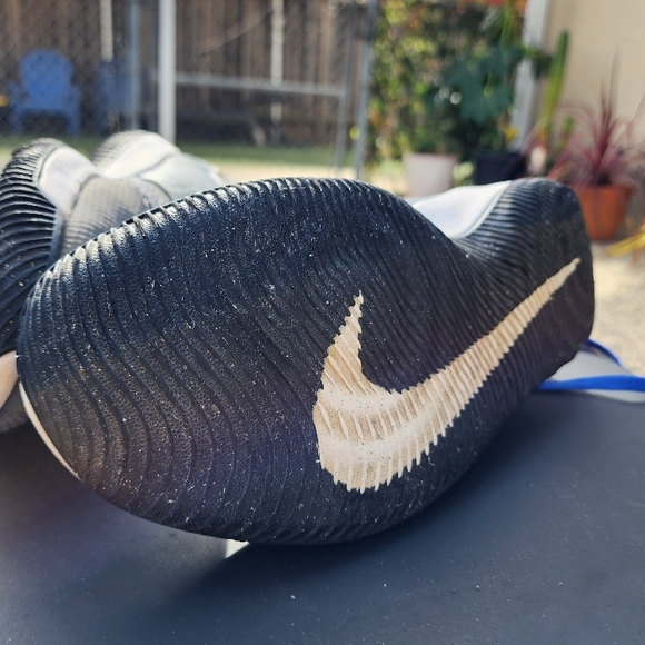 Nike Fly By Mid Men's Shoes - Blue and Gold - Picture 8 of 10